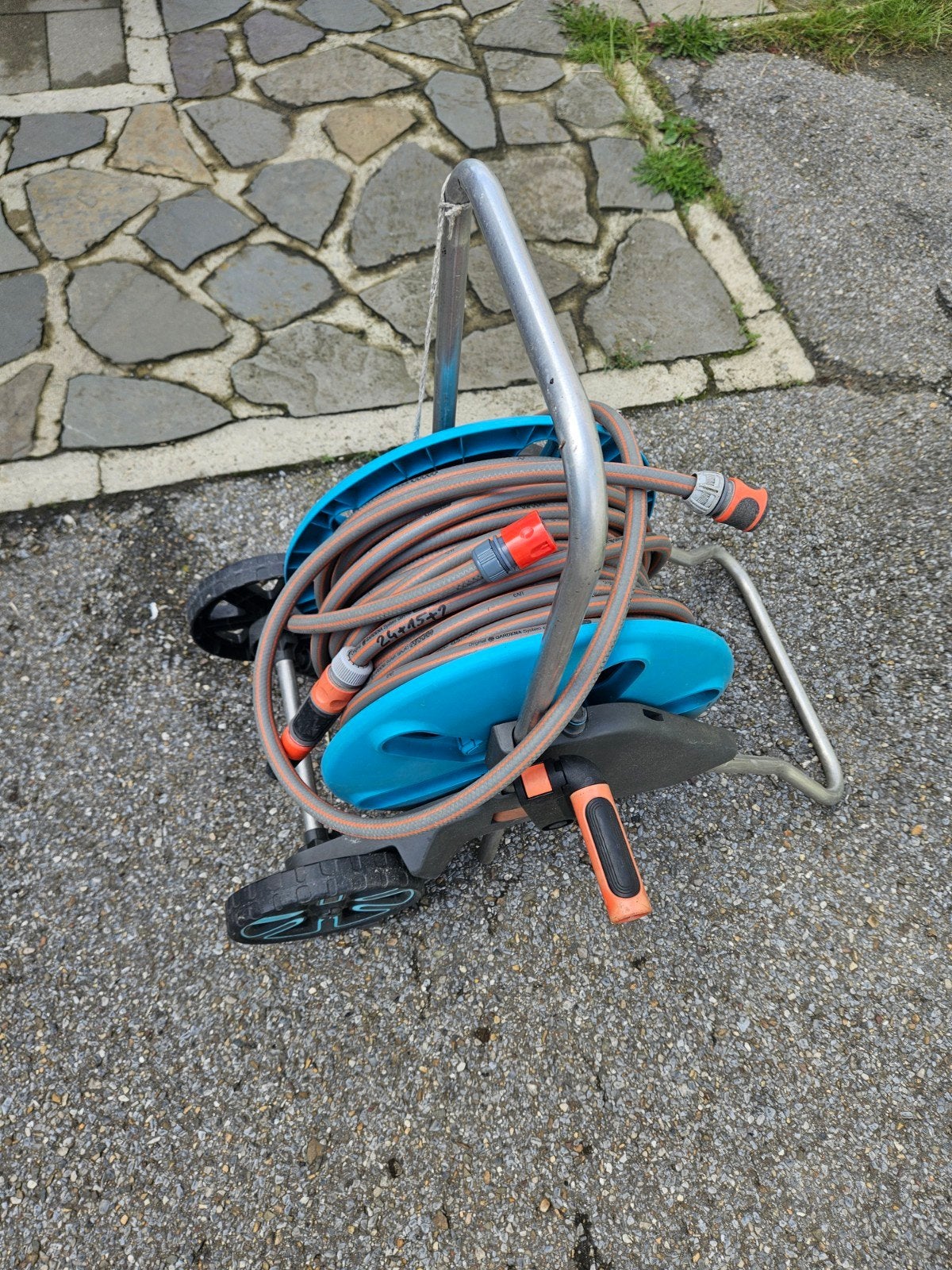 Tuinslang op haspel Gardena L=+41 m in Houthalen gebruikt, Ophalen, Tuinslang