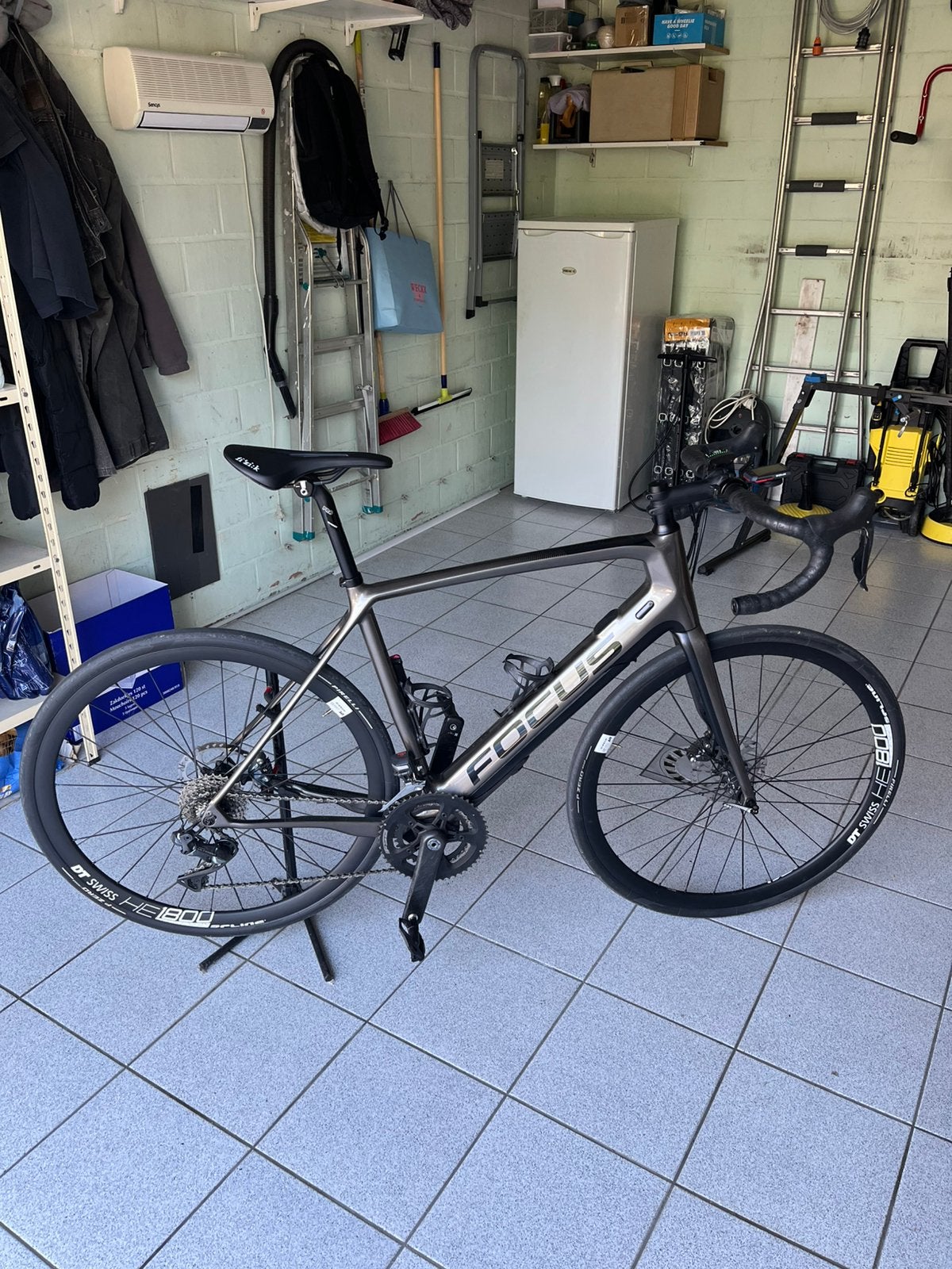 Vélo de course électrique, Enlèvement, Comme neuf