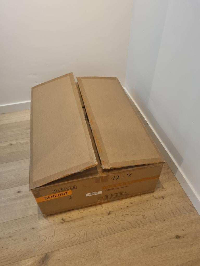 Sungrow 6kW hybride omvormer SH6.0RT 3 fase, Ophalen