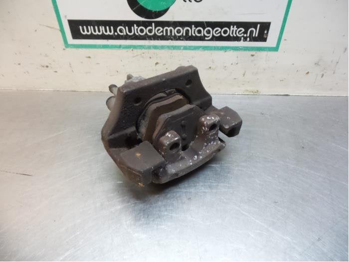 Etrier de frein (pince) arrière gauche d'un BMW 5-Serie (5-, -, 3 mois de garantie, Utilisé, -