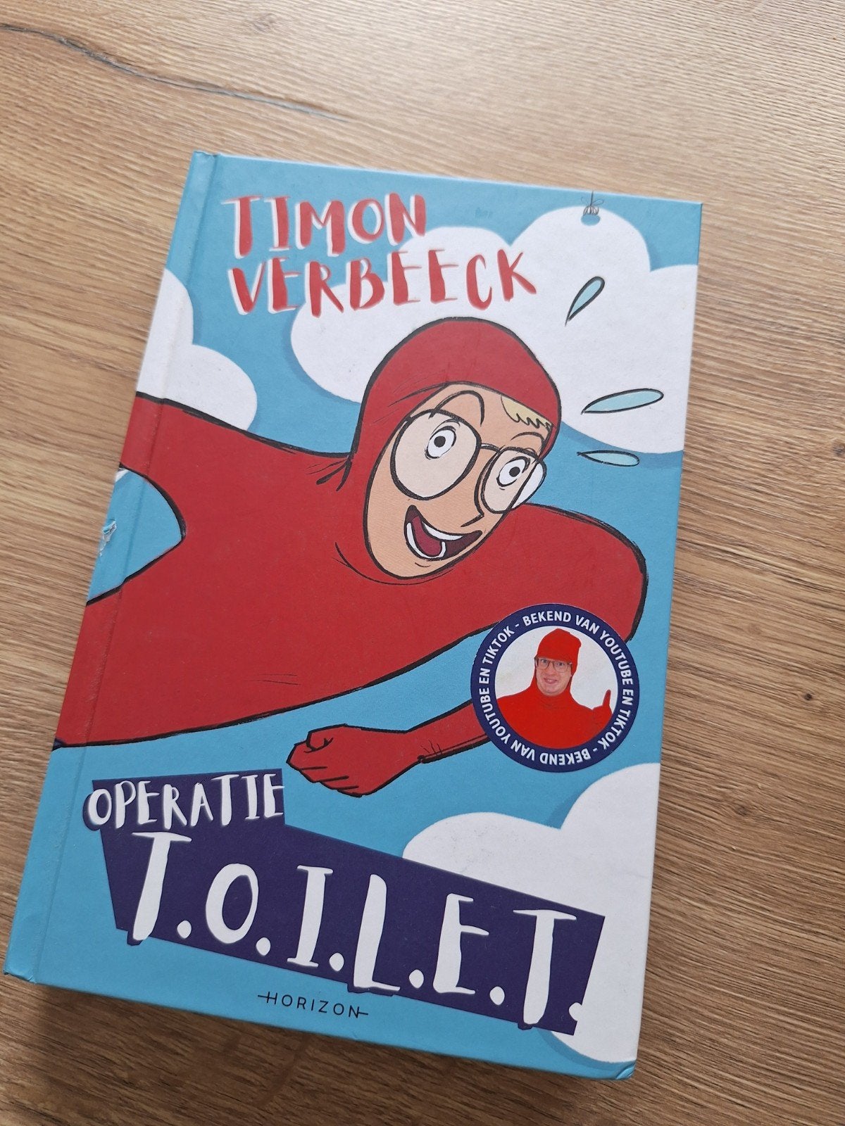 Operatie T.O.I.L.E.T. - Timon Verbeeck, Livres, Humour, Comme neuf, Autres types, Enlèvement