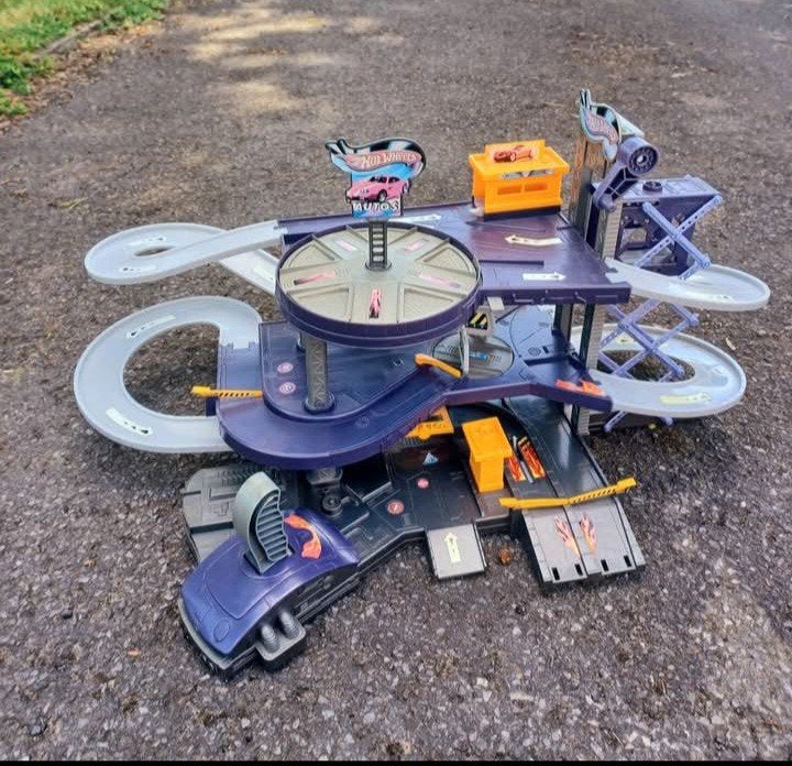 Hot Wheels Mega Garage, Ophalen, Zo goed als nieuw, Hot Wheels
