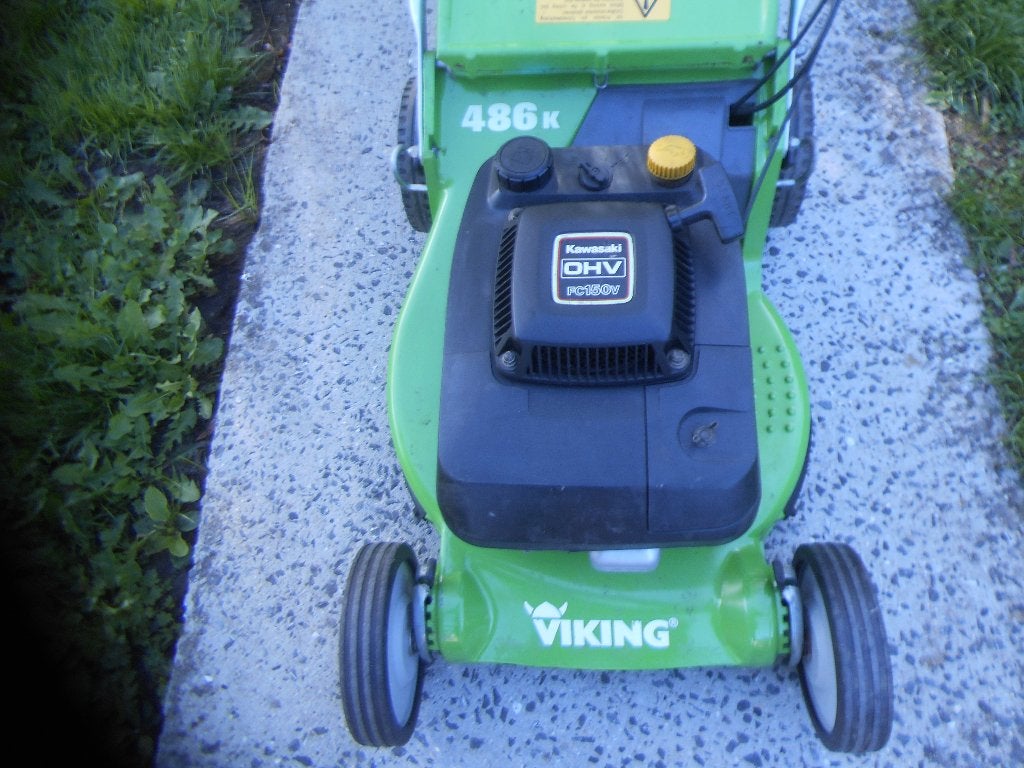 Tondeuse TRACTEE VIKING 2 vitesses en très bon état., Jardin & Terrasse, Viking, Tondeuse rotative, 40 à 49 cm, Tondeuses à gazon à essence