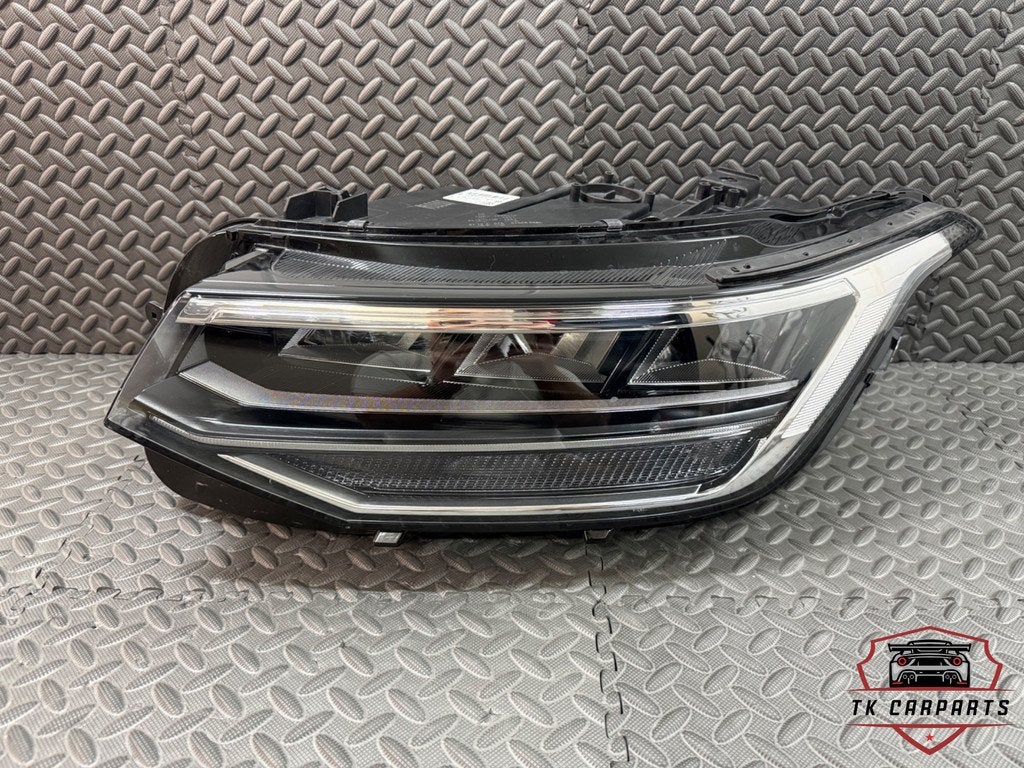 Phares LED L pour Volkswagen Tiguan 5NA Facelift 5NB941035G, Autos : Pièces & Accessoires, Éclairage, Volkswagen, Utilisé