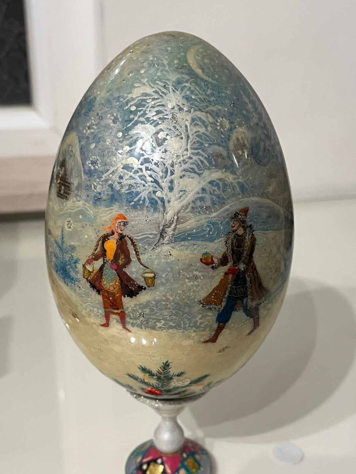 Œuf russe en bois laqué peint à la main – Signé ART-NEVA, Antiquités & Art, Enlèvement ou Envoi, Bois, Signé