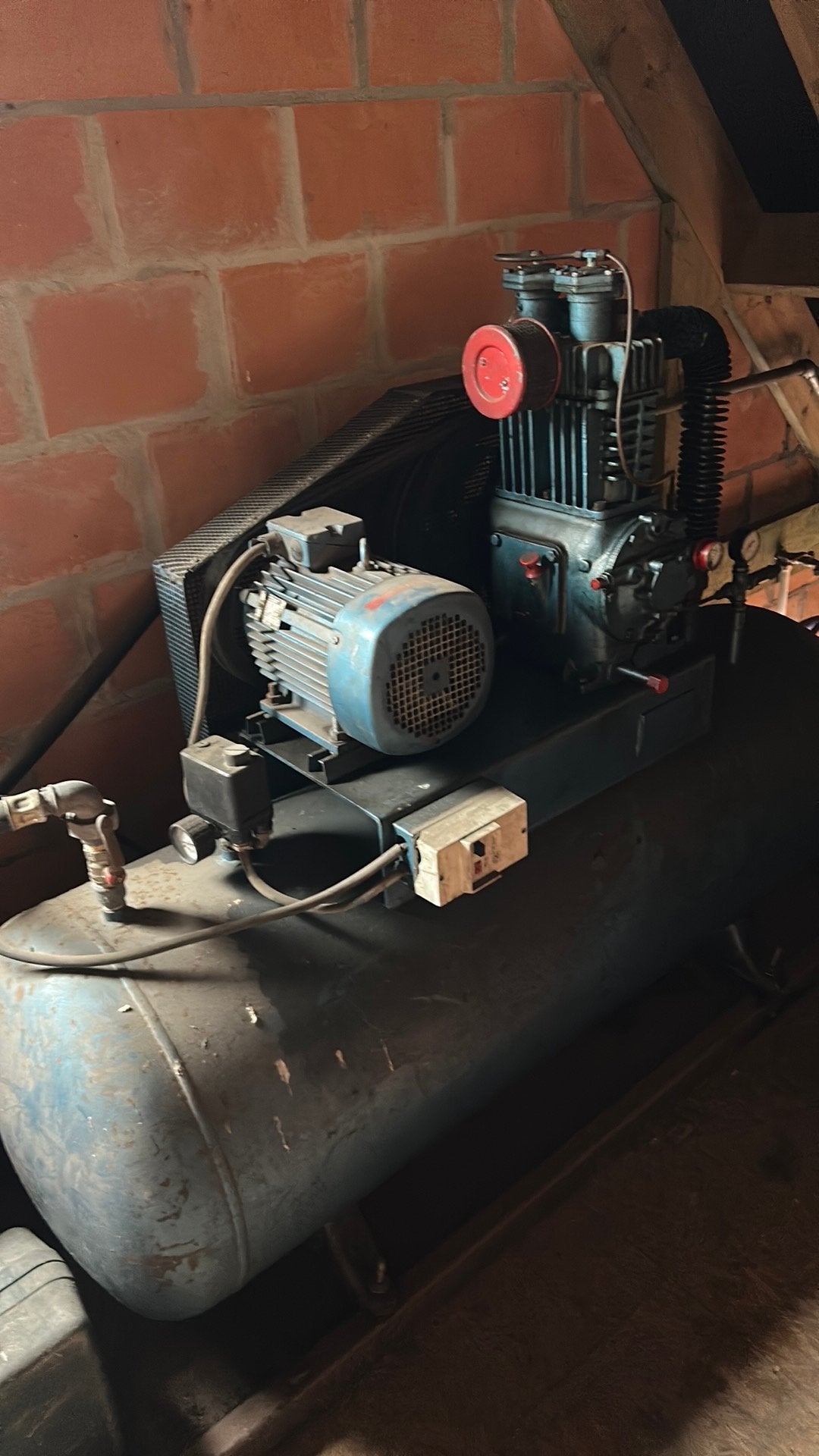 Compressor, 100 liter of meer, Ophalen, Gebruikt, 10 bar of meer