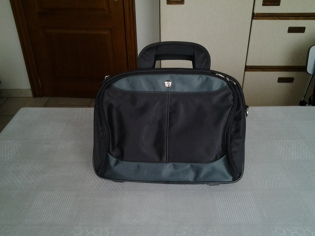 Sac ordinateur portable, Enlèvement ou Envoi, Noir, Comme neuf, Autres types