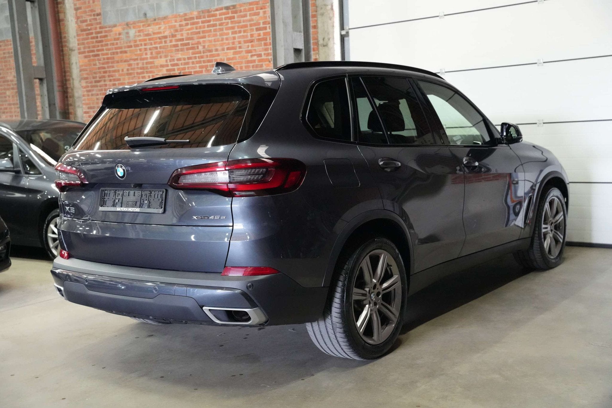 BMW X5 PHEV 3.0A xDrive45e Garantie Plug in Hybride Benzi, Autos, Argent ou Gris, Achat, Entreprise, Carnet d'entretien