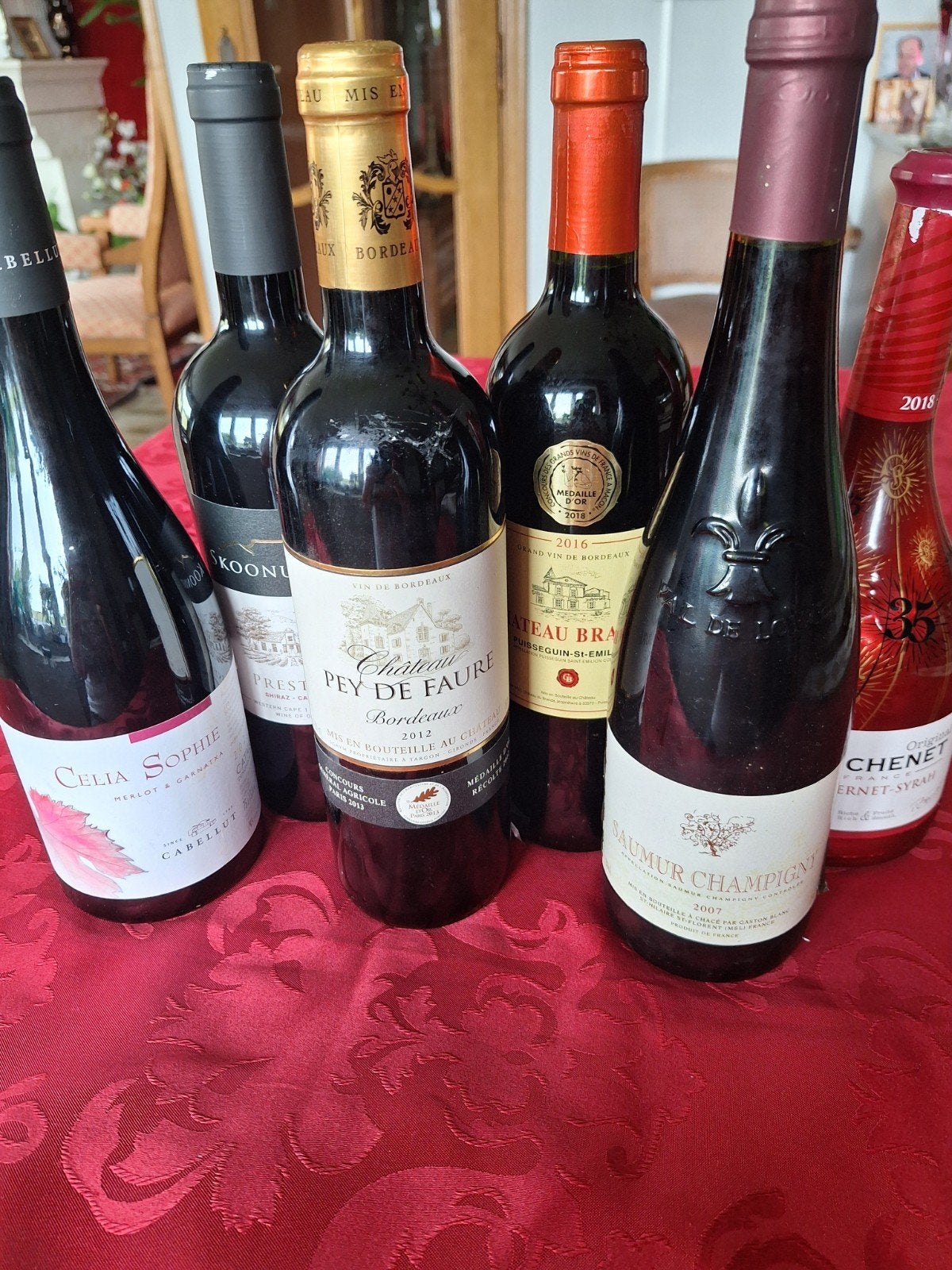 lot de 6 bouteilles de vin rouge de provenances différentes, Collections, Enlèvement, Neuf, Vin rouge, Pleine