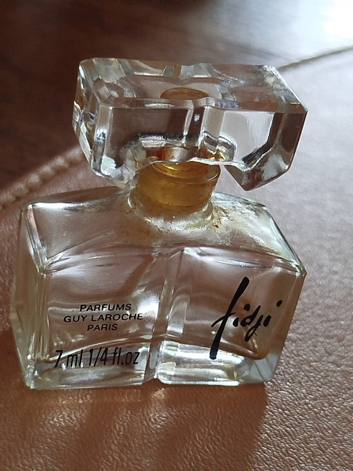 Ancien flacon de parfum miniature Fidji de Guy Laroche., Enlèvement ou Envoi, Miniature