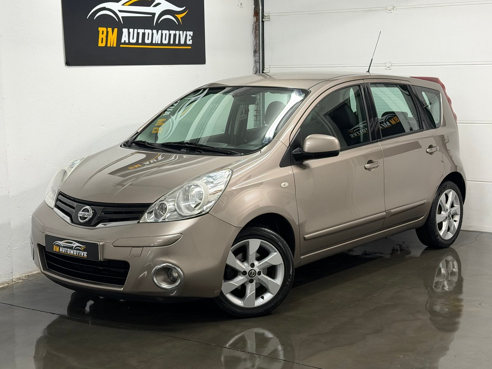 Nissan Note | 1.4i Benzine | 98.000km | 2012 | Carplay, Autos, 65 kW, Boîte manuelle, Entretenue par le concessionnaire, 5 portes