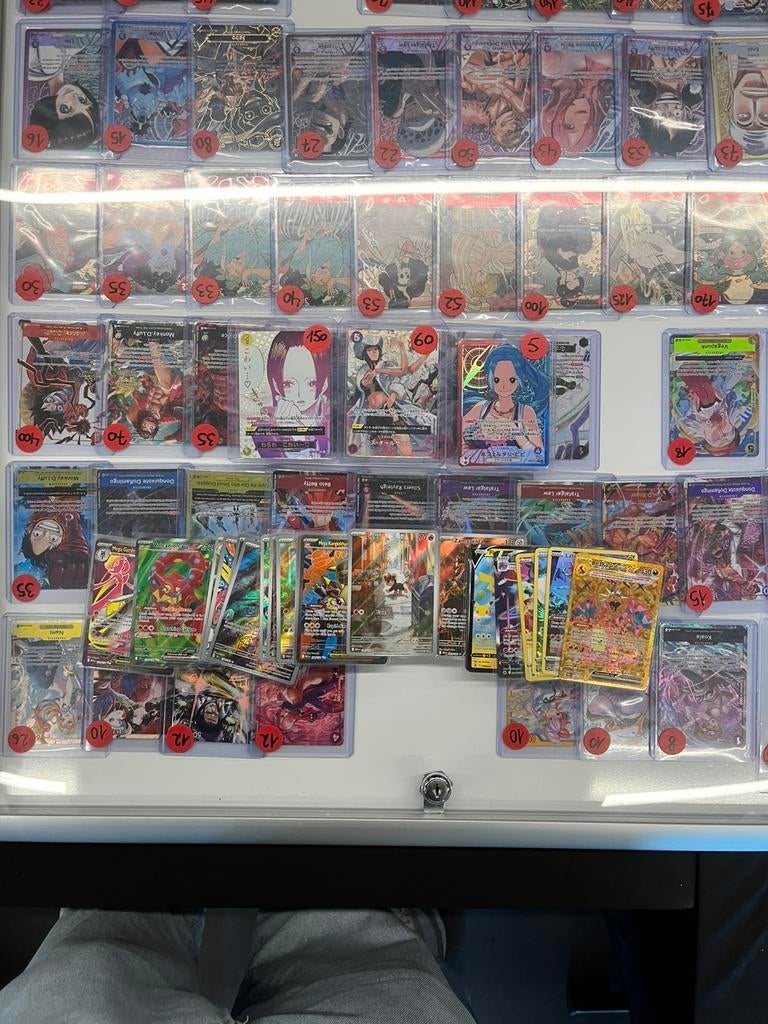 Pokemon en/of One Piece TCG gezocht!, Ophalen, Zo goed als nieuw