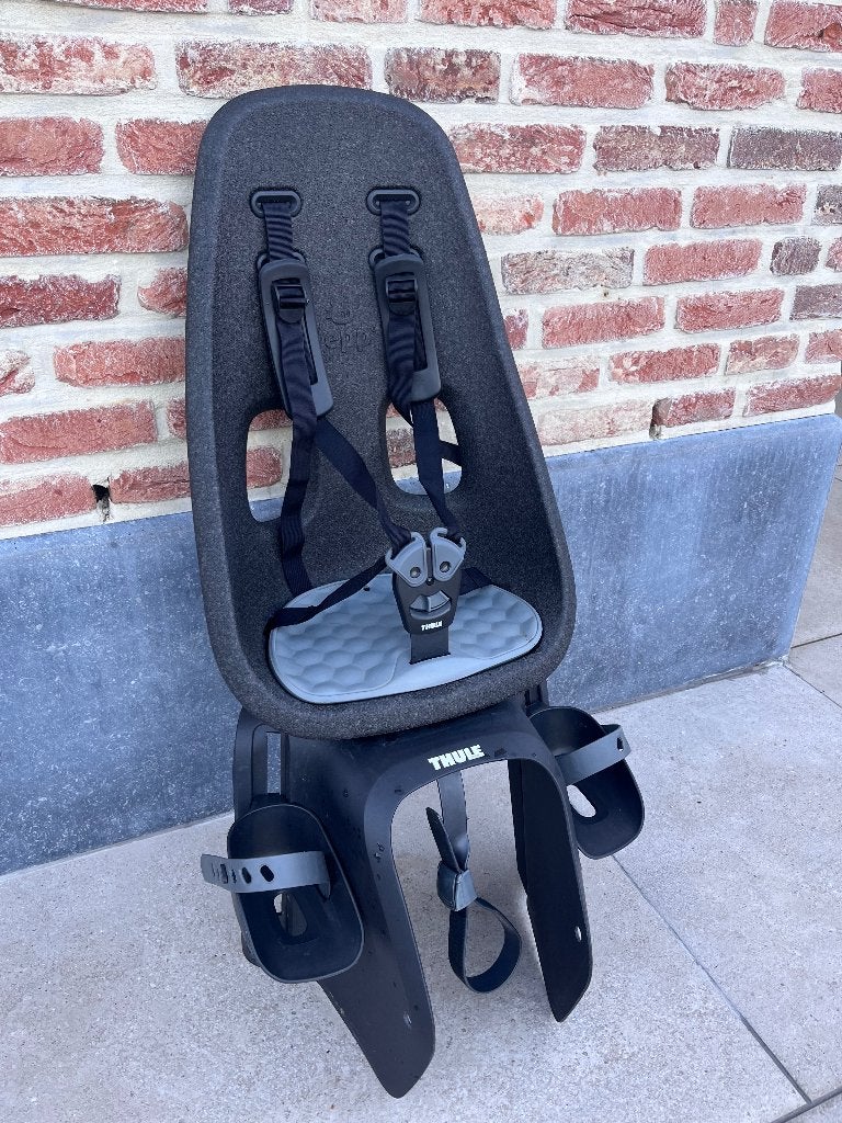 Kinderzitje fiets Thule, Ophalen, Achterzitje, Voetsteuntjes, 9 t/m 18 kg