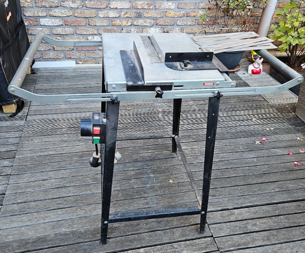 Zaagtafel voor Cirkelzaag, Wipzaag en Bovenfrees Bosch, Ophalen, Gebruikt, Cirkelzaag