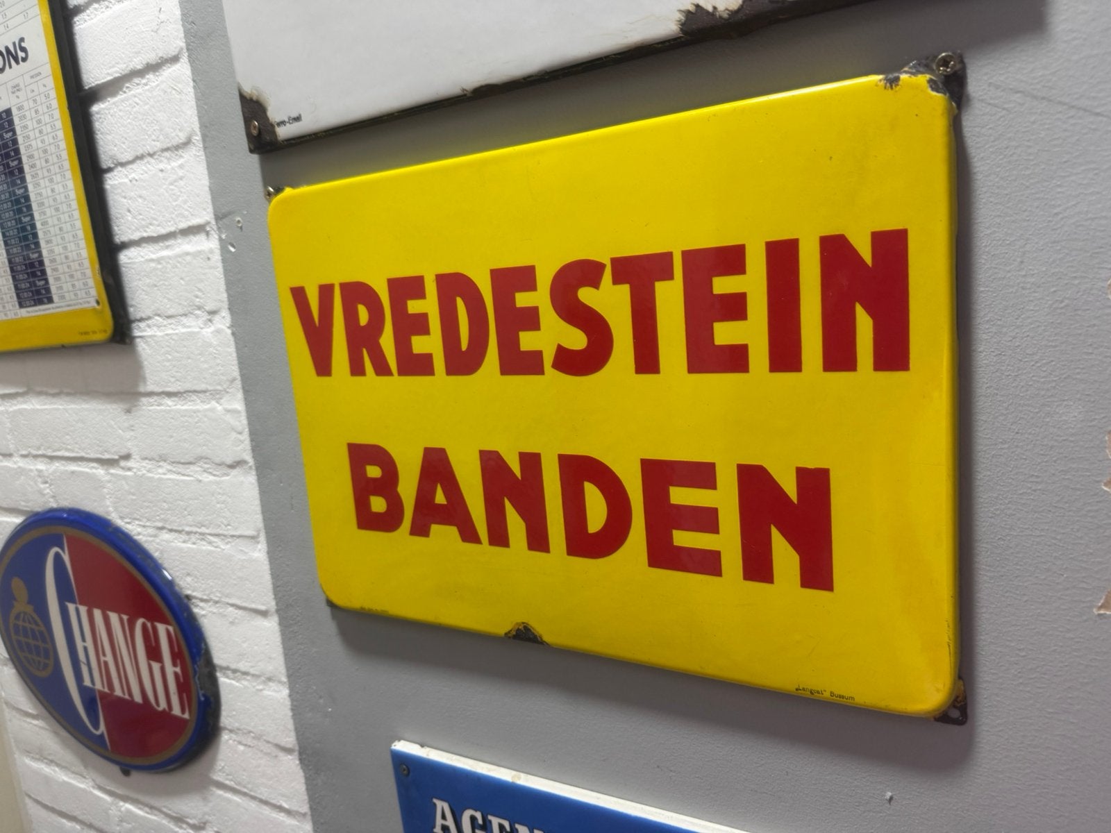 Vredestein banden emaille reclamebord, Ophalen of Verzenden, Gebruikt, Reclamebord