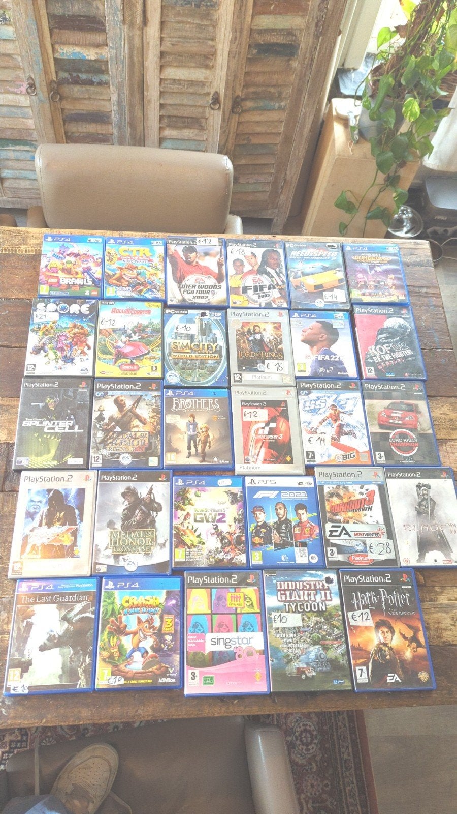 Lot PS2 / PS3 / PS4 / PS5 games – 25 games – snel weg, Enlèvement