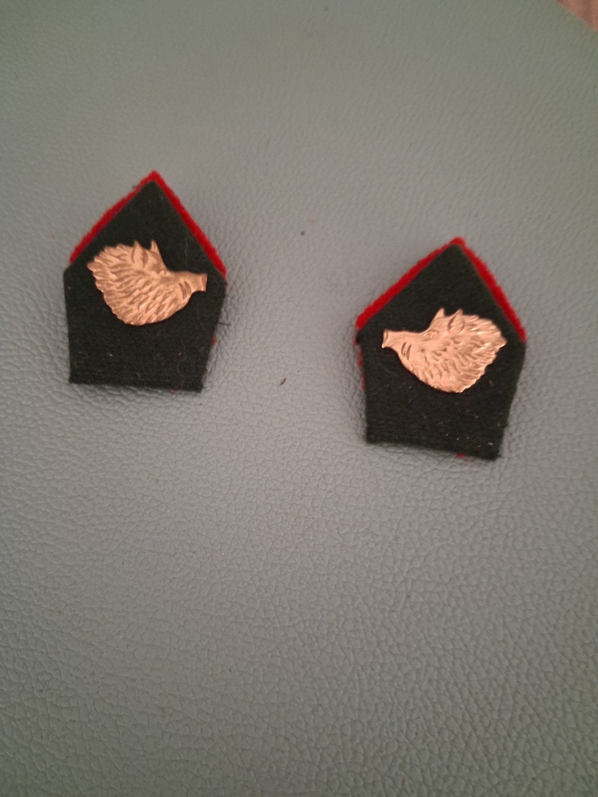Coin de col, Collections, Objets militaires | Général, Envoi
