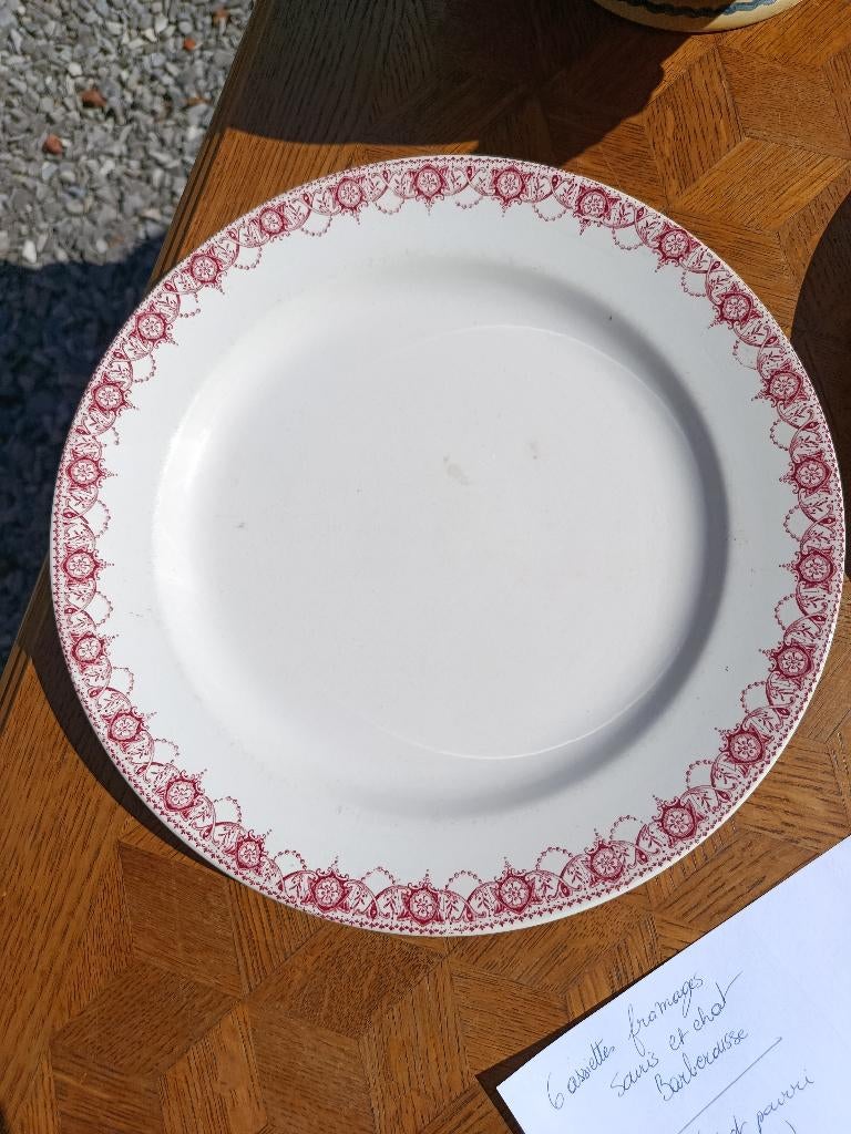 Vaisselle assiettes Ramona et Carlotta, Enlèvement