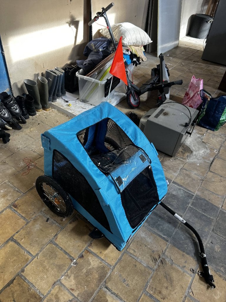 Fietskar / aanhangwagen voor kind of hond – blauw, Enlèvement