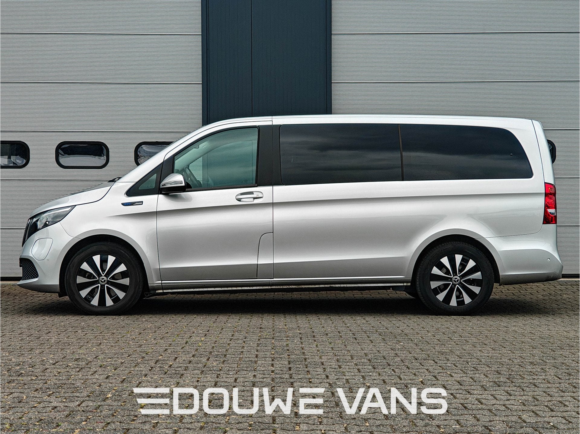 Mercedes-Benz EQV 300 L2 90kWH Airco DAB MBUX Slaapbank MARG, Autos, Achat, Entreprise, Autre carrosserie, 5 portes