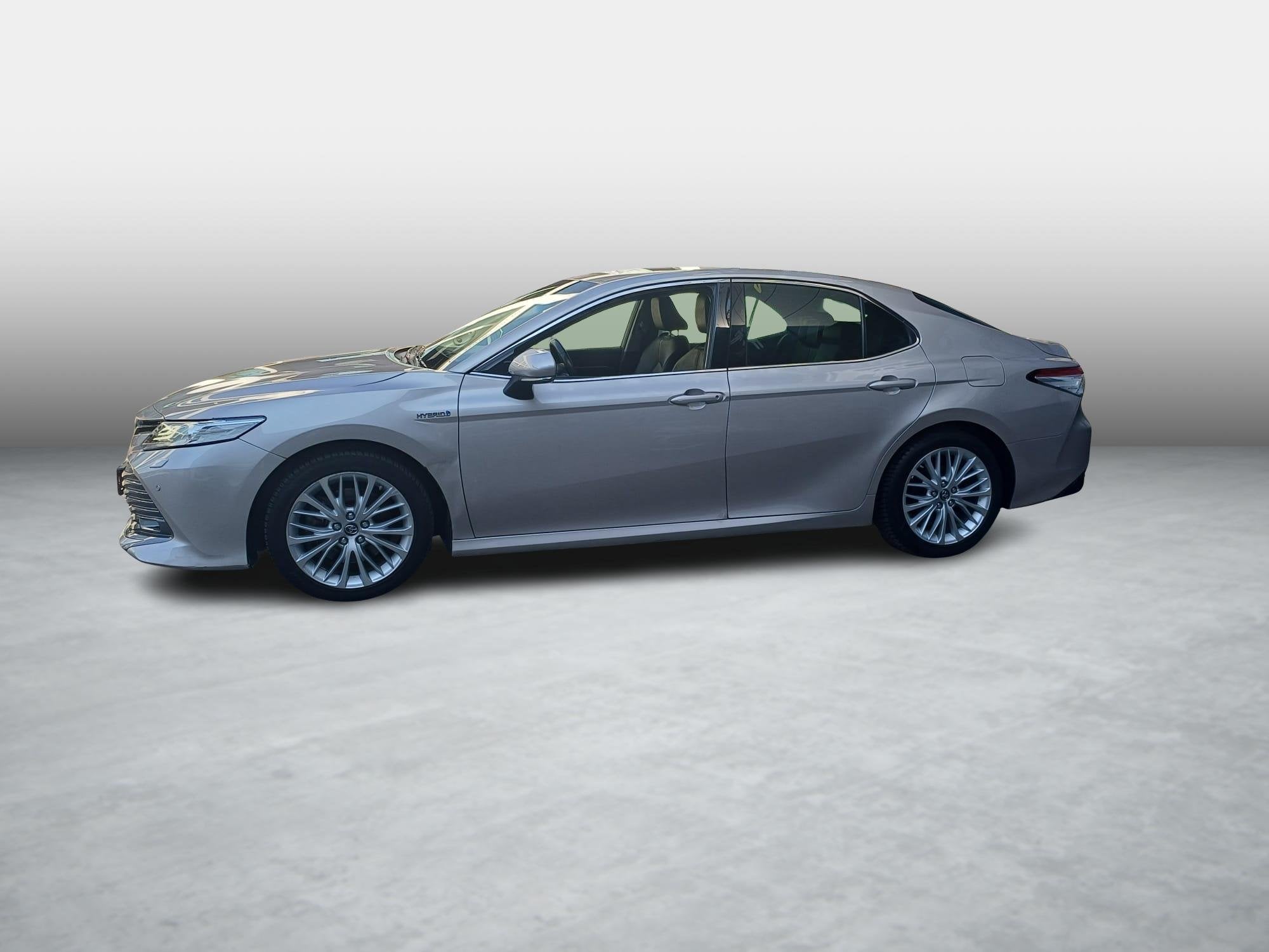 Toyota Camry 2.5 Hybrid Camry E-CVT, 4 deurs, Stof, Gebruikt, 1670 kg