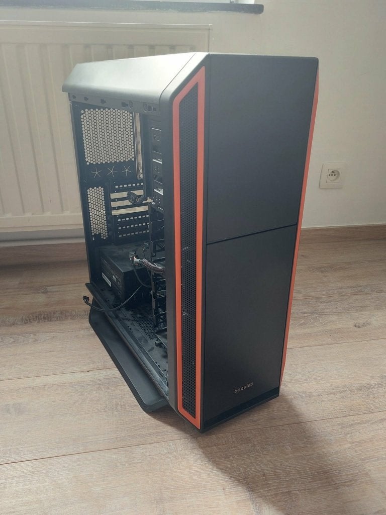 Boîtier PC be quiet! + Alim Straight Power 10 CM 700W, Be Quiet!, Inconnu, Moins de 4 GB, Comme neuf
