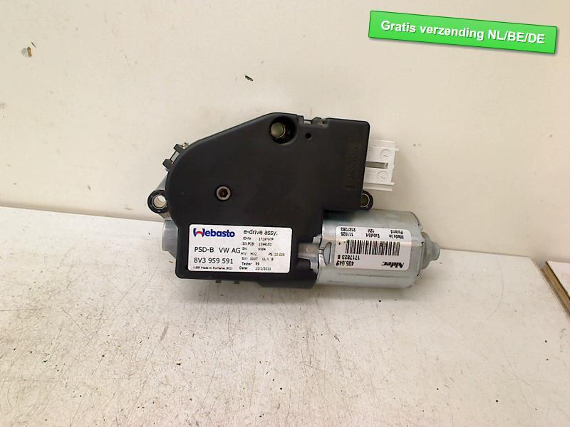 TOIT OUVRANT MOTEUR A3 Sportback (8VA / 8VF) (8V3959591), Dhr. R. de Gouw, Audi, Utilisé, De Bloemendaal 21 21
5221 EB  'S HERTOGENBOSCH, NL