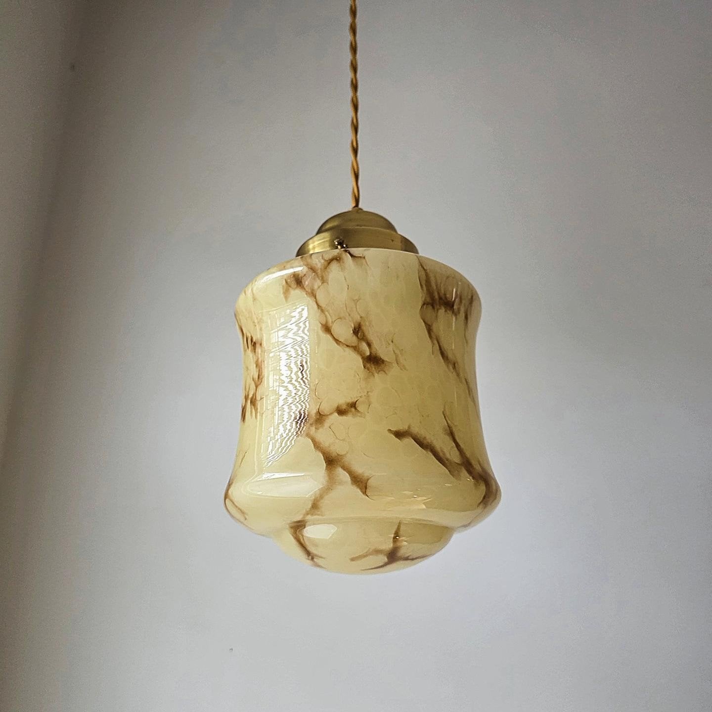Vintage gemarmerde opaline glazen hanglamp., Ophalen of Verzenden