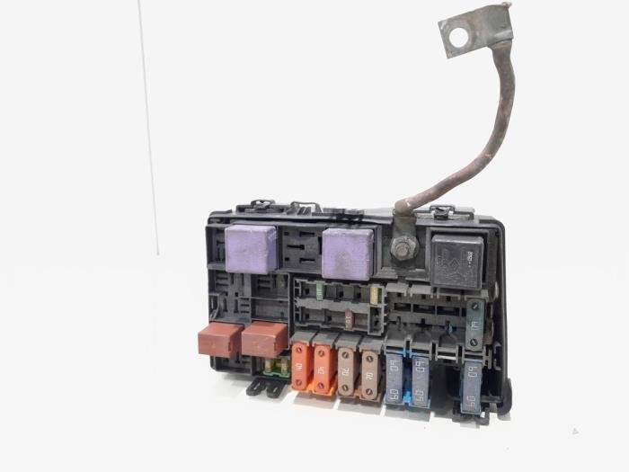 Boîte à fusibles d'un Renault Grand Espace, Autos : Pièces & Accessoires, Renault, -, 3 mois de garantie, Utilisé
