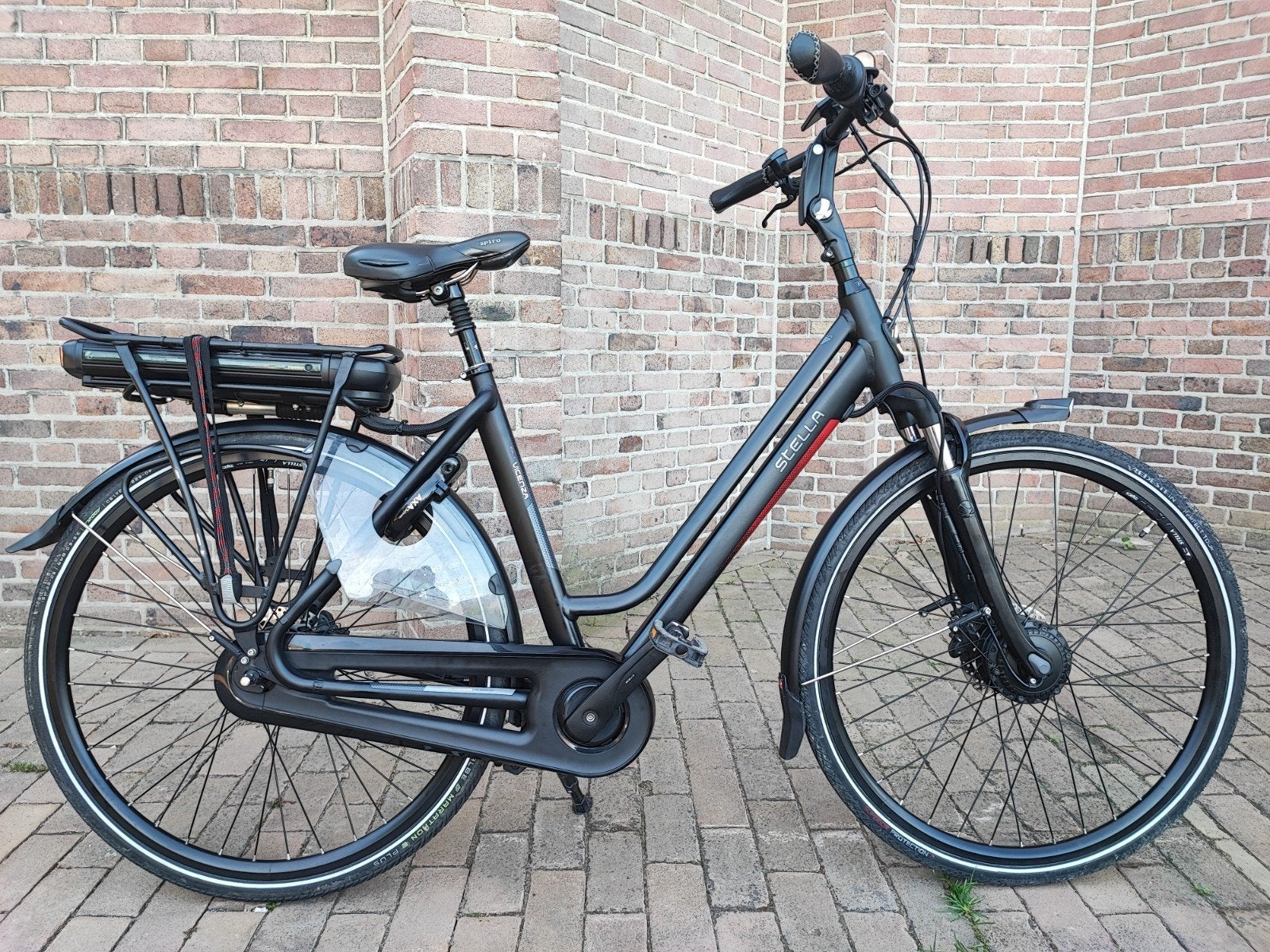 Slechts 200 km - Stella Elektrische Fiets, 51 à 55 cm, Enlèvement, 50 km par batterie ou plus, Batavus