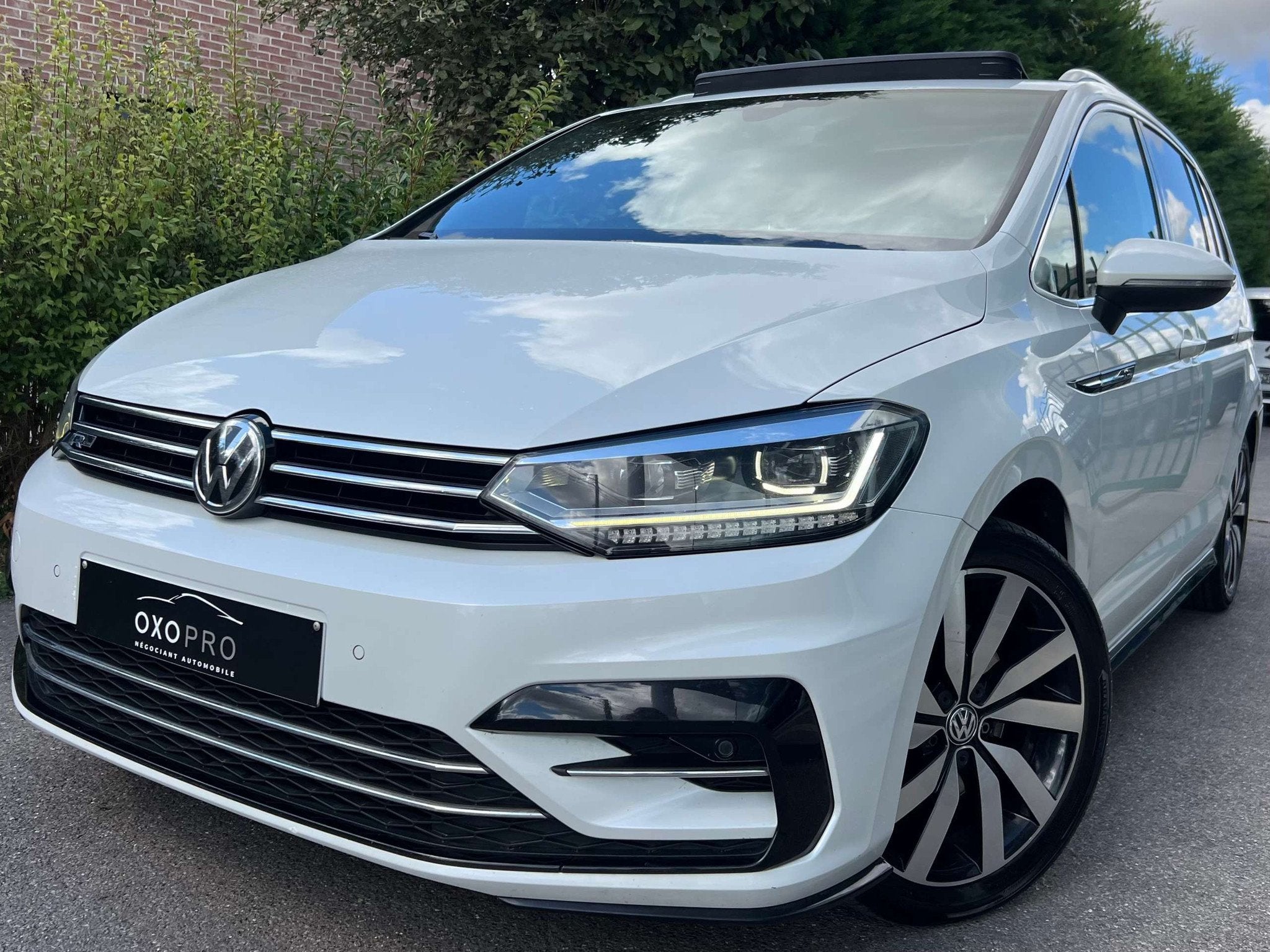 Volkswagen Touran 3x R Line / 2.0 TDI 150CV DSG / 7 Places /, Autos, 121 g/km, Achat, Alarme, Entreprise