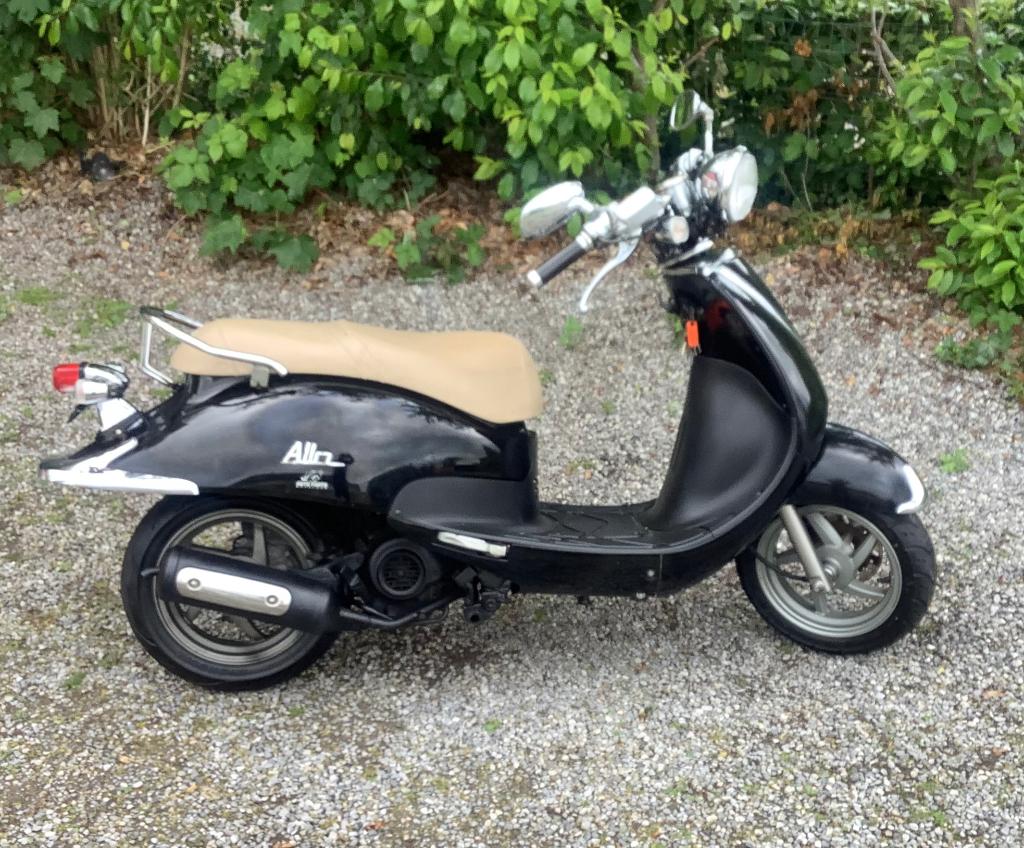 Sym retro scooter 50 cc 4-takt klasse b, Enlèvement, Essence, SYM