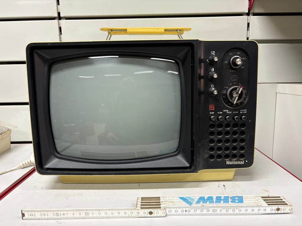 Télévision Vintage National (Panasonic) TR-562EMN - 70s, TV, Hi-fi & Vidéo, Télévisions vintages, Utilisé, Panasonic, Enlèvement ou Envoi