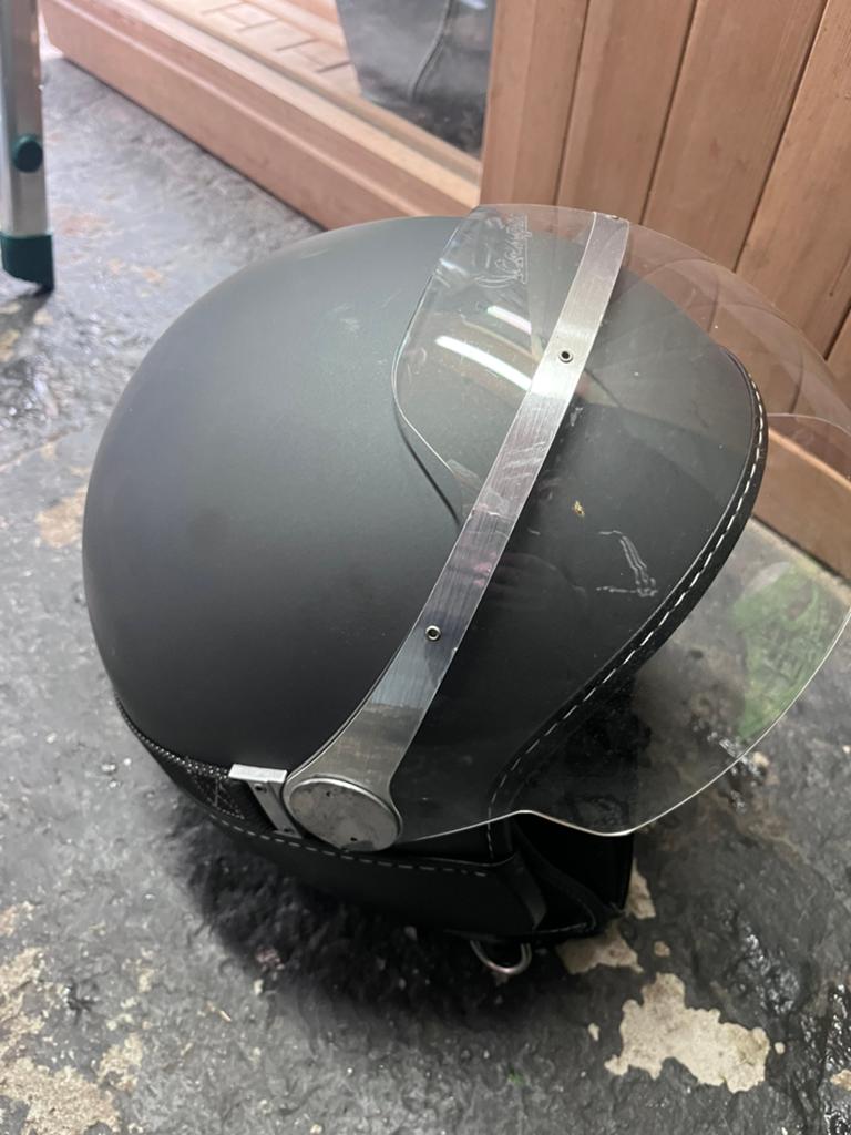 Vespahelm Gramturismo maat L, Enlèvement, Comme neuf