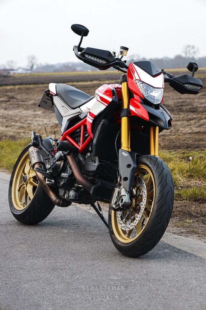 Ducati Hypermotard, Motoren, Motoren | Ducati, 2 cilinders, 940 cc, Motorrijbewijs A, Particulier