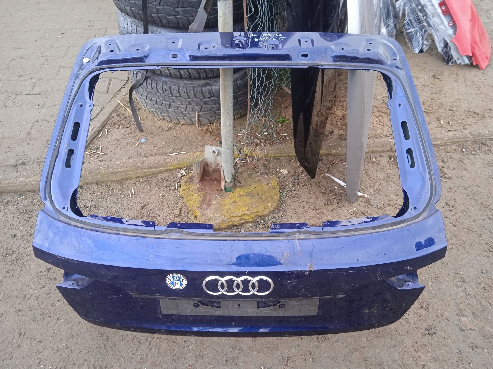 Hayon arri re Audi A4 B9 B9, Arrière, AUDI AG, Auto-Union-Strasse 1
85045  Ingolstadt, DE, Audi