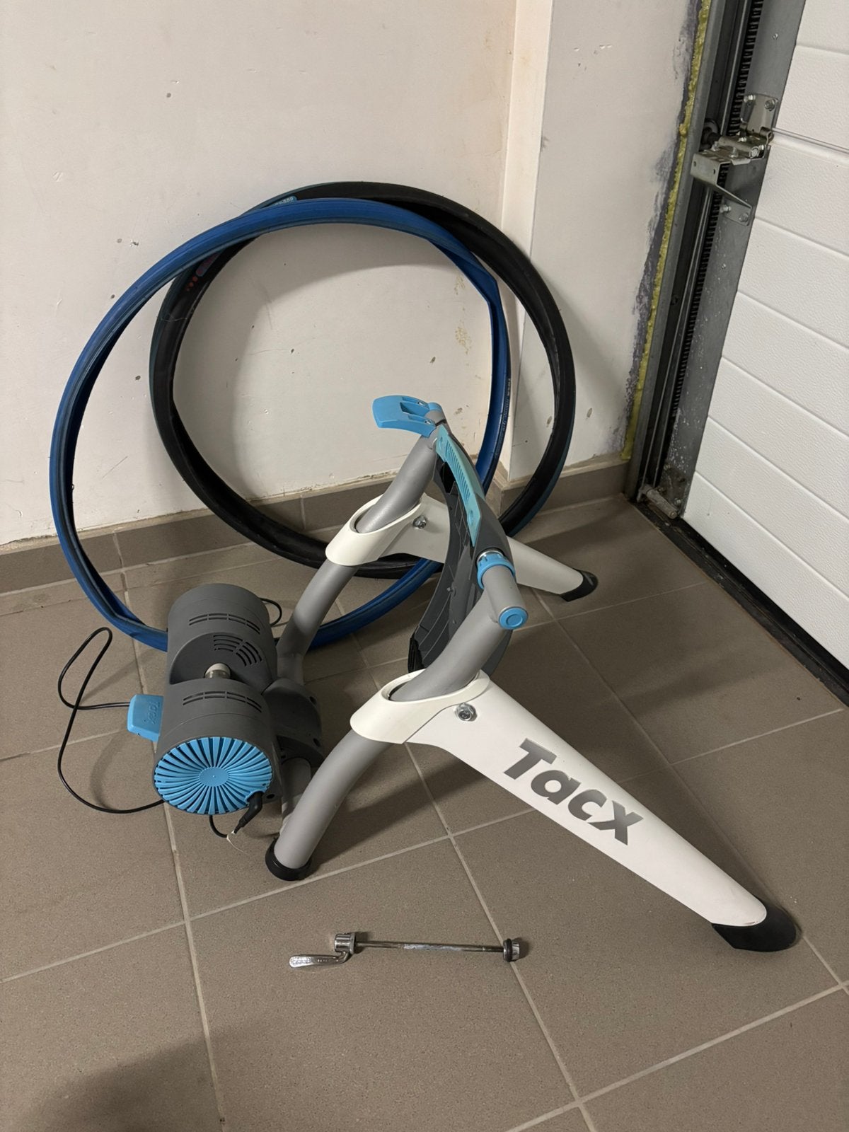 Tacx vortex smart + banden, Enlèvement, Utilisé