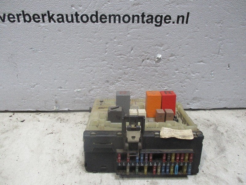 ZEKERINGKAST Ford Escort 6 (AAL / ABL) (95AG14A073DA), Gebruikt, Henry-Ford-Straße  1
50735  Köln, DE, Ford-Werke GmbH, Kunden@ford.com