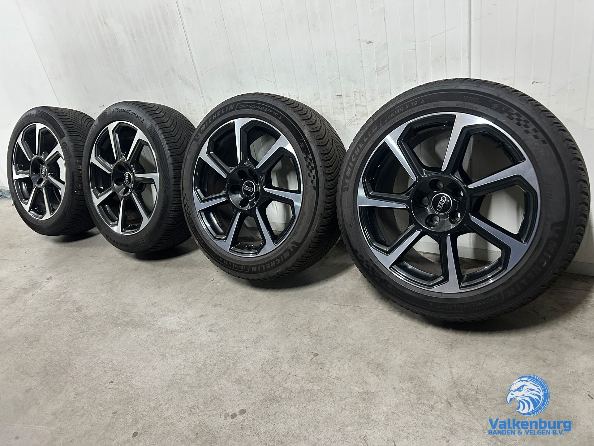 5-6mm! Originele Audi Q3 SQ3 F3 83A Audi Sport 19 inch zwart, 19 inch, Gebruikt, 255 mm, -