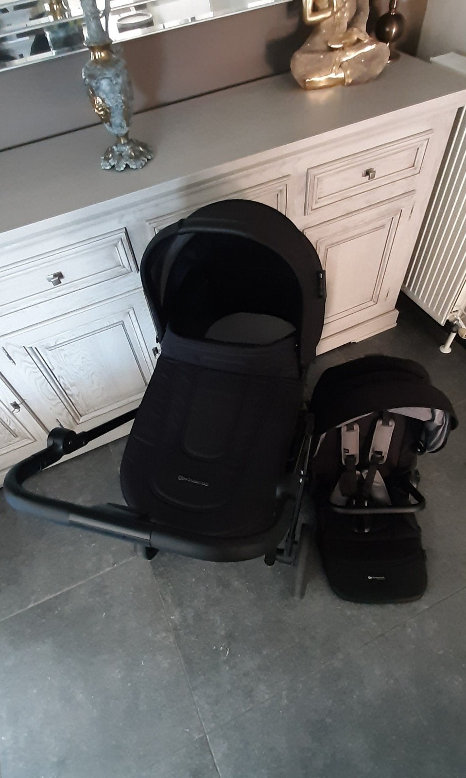 2 in 1 van Kinderkraft Yoxi.
zeer handig in gebruik.
zeer go, Kinderen en Baby's, Kinderwagens en Combinaties, Ophalen