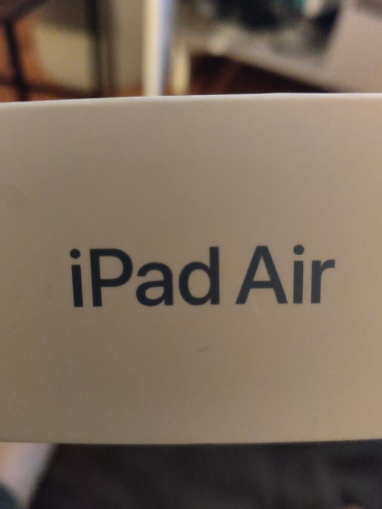 Apple iPad Air (5th generation)