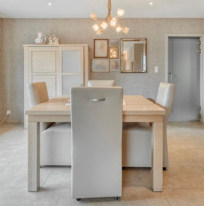 Tafel/+4 stoelen, Huis en Inrichting, Ophalen, Zo goed als nieuw