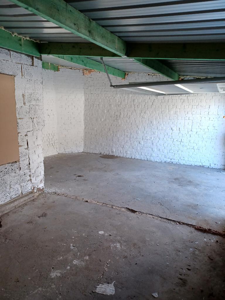 Grand garage de 30m2 à louer à Marchienne, Immo, Charleroi