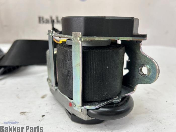 Tendeur de ceinture droit d'un Landrover Evoque, Land Rover, -, 3 mois de garantie, Utilisé
