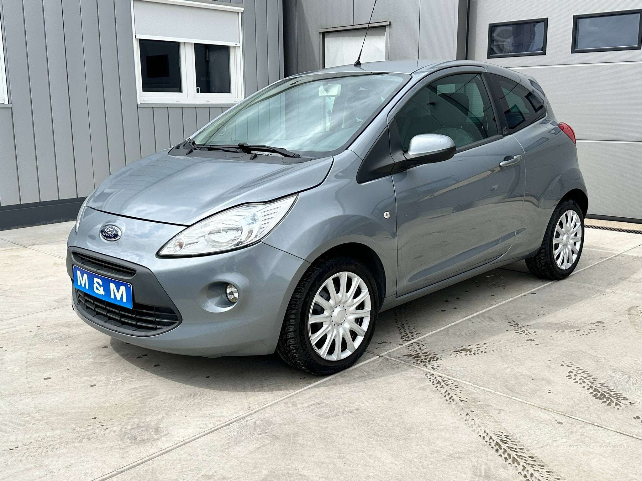 Ford Ka 1.2i * Airco * 12 m garantie *, Auto's, Stof, Gebruikt, 1242 cc, Ka