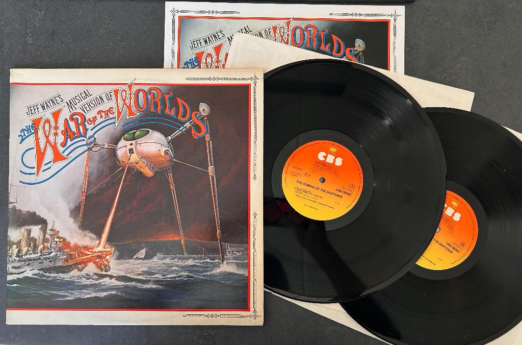 JEFF WAYNE - War of the worlds ( 2LP; NMINT ), 12 pouces, Avec livret, Comme neuf, 1970 - 1979