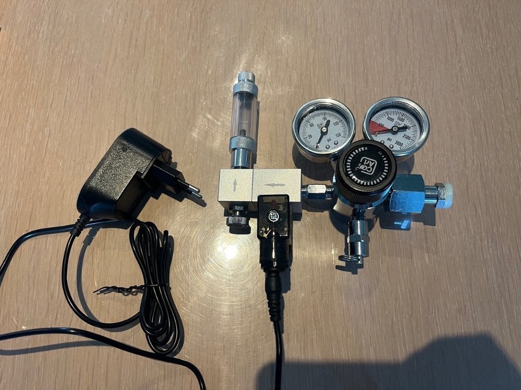 CO2-art Pro-Elite dual stage regulator, Ophalen of Verzenden, Zo goed als nieuw, CO₂-systeem, Overige merken