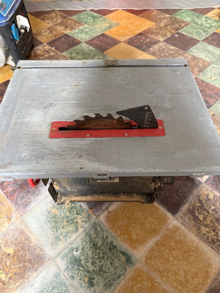 Scie sur table, Enlèvement, Utilisé