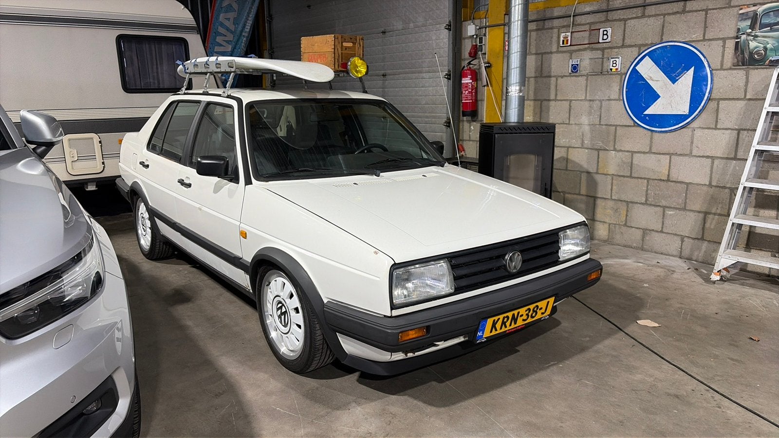 Volkswagen Jetta 1988!! 99.000 km met documentatie, Autos, Achat, 4 portes, Boîte manuelle, Particulier