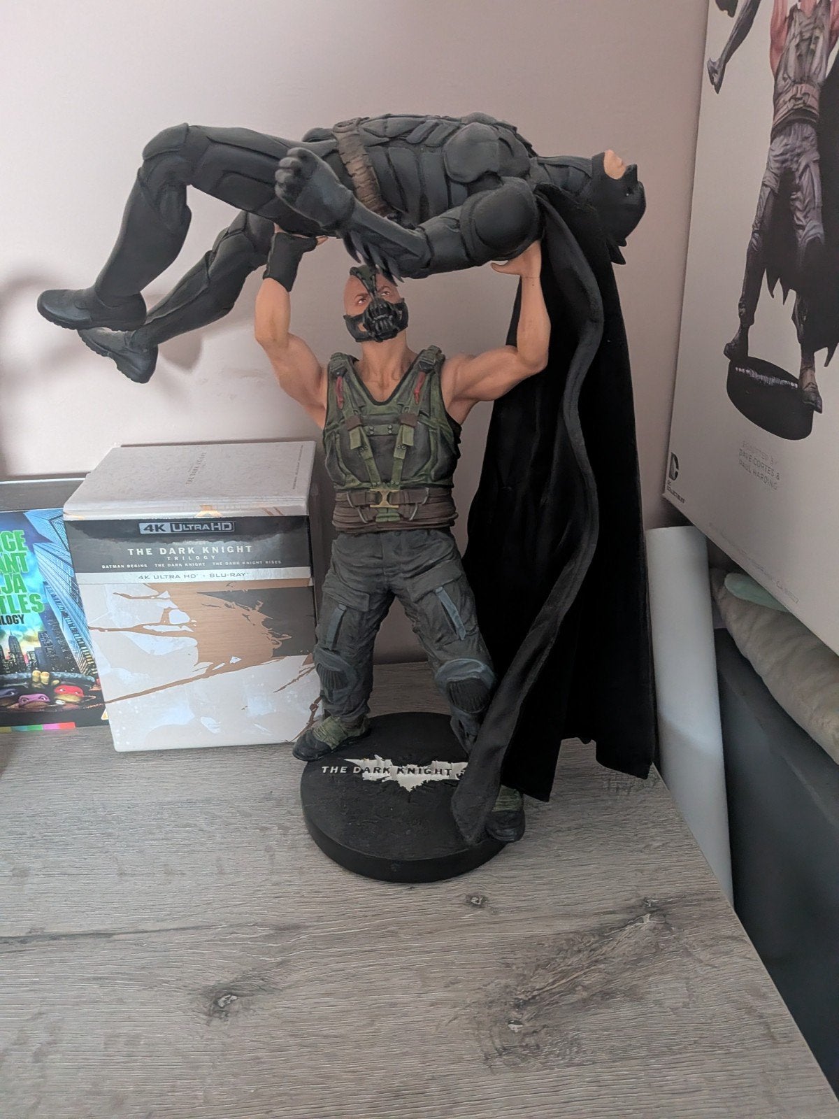 Batman vs Bane Dark Knight Rises 1/6 Statue DC Collectibles, Collections, Enlèvement ou Envoi, Comme neuf, Film, Statue, Réplique ou Modèle